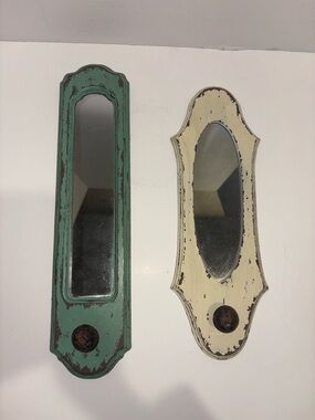 X2 Vintage-Style Wall Mirror – Turquoise and Cream